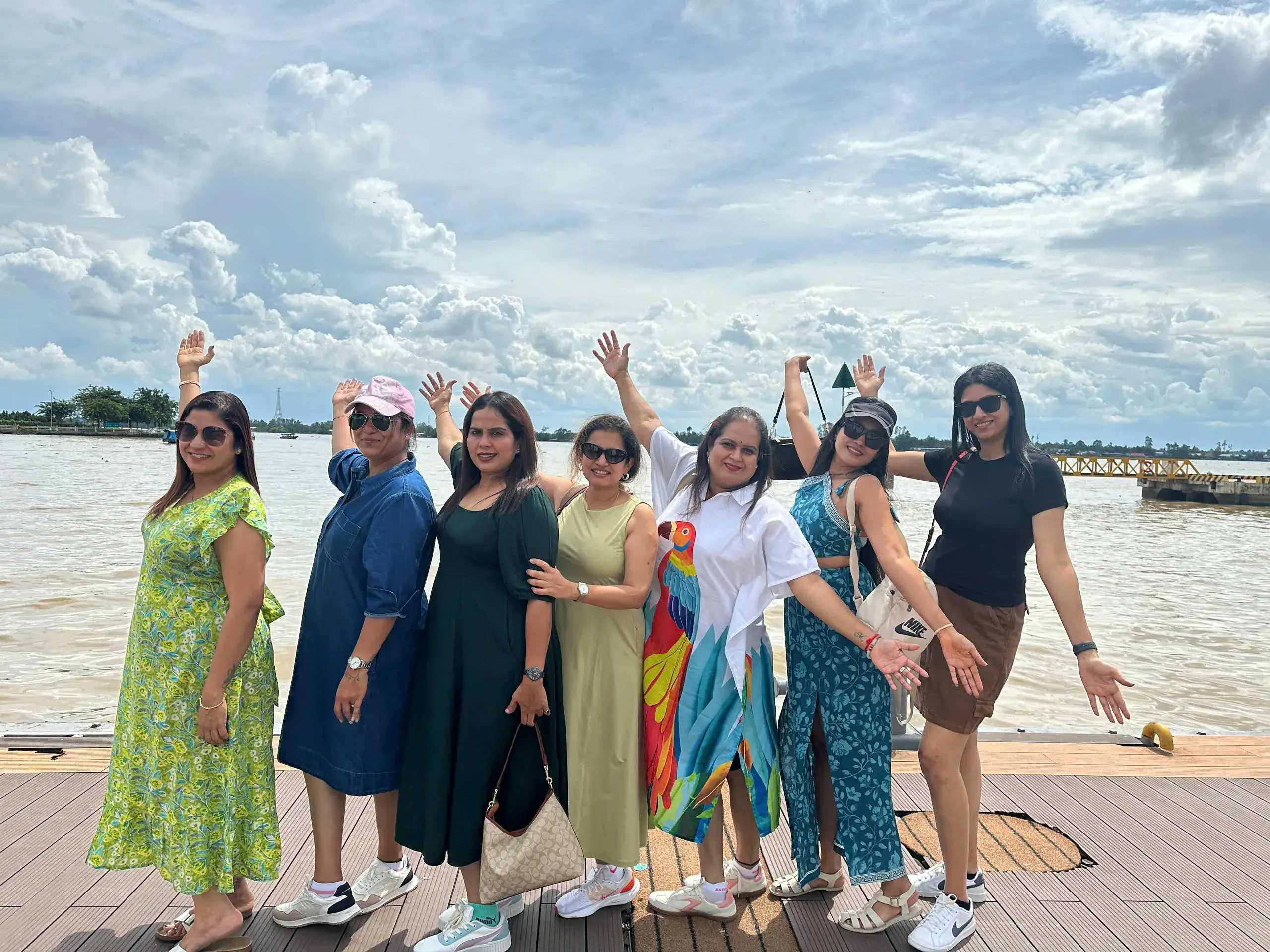 bookmaldivesholiday.com clients at Huvadhoo Atoll