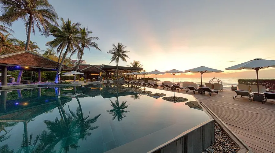 Dhigurah beach resort